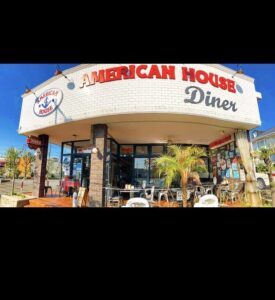 AMERICAN HOUSE 辻堂店